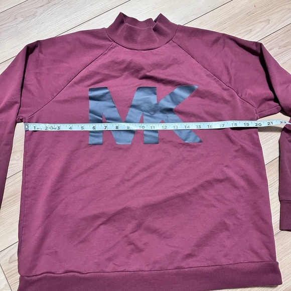 Michael Kors Sweatshirt - Picture 2 of 7